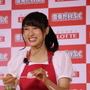 雪見もちもちカフェオープニングイベントで女優の土屋太鳳が1日店長に（2016年9月12日）