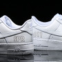 「NIKE AIR FORCE 1’07」（1万2,000円）