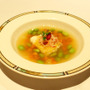 白身魚と蟹肉と季節の野菜のスープ煮