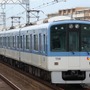 関西の主な私鉄ではポストペイでPiTaPaを利用できる。写真は阪神線線。