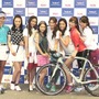 東レの発表会に登場した、女性モデル ランニングチーム「東京ガールズラン（TGR）」のメンバーたち