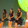 ゲストの女性モデル、左から葛岡碧さん、絵美里さん、泉里香さん、石田ニコルさん、岡本あずささん