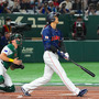 【WBC】「誰もが歴史の一部になりたい」大谷翔平、衝撃の看板直撃“第1号”の行方に注目　ボールをキャッチしたのは…