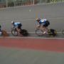 　4月15日に茨城県取手競輪場で「2007全日本学生トラックレースシリーズ第1戦」が開催された。同大会は、
5月中旬に行われる東日本学生選手権、7月末の全日本学生選手権、8月末の大学対抗（インカレ）の参加条件をクリアするために重要な大会。また最近はポイントレース
