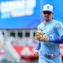 【MLB】GG賞遊撃手、ウィットJr.の“超人キャッチ”が凄すぎる「スーパーマンのようだ」　公式絶賛の横っ飛び「鳥でもない、飛行機でもない」