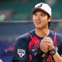 【WBC2026】侍ジャパン合流の大谷翔平、試合前練習で豪快アーチ連発　満員のファンから拍手と大歓声……メジャー組が揃い踏み