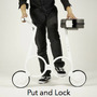 電動自転車を折り畳んでバックパックに入れる、夢のコンパクトサイズ「Impossible」