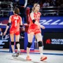 バレー女子日本が見せた“神守備”に公式も驚愕「ヨシノはどうやってやってのけた？」　佐藤淑乃の好レシーブ＆ブロックに脚光【VNL2026】