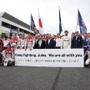F1日本GPで事故に見舞われたジュール・ビアンキの回復を願い、集合写真が行われた（WEC第5戦）