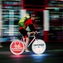 英国発の自転車ホイールを使った広告配信サービス「Electro Bike」が日本に上陸