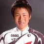 　8月5日からメキシコ・アグアスカリエンテスで行われている2007ジュニア世界選手権で、日本代表として参加しているブリヂストン・アンカーの嶌田義明（18）が現地時間の5日に行われたスクラッチレースで7位入賞を果たした。
「世界で戦うにはスピードが必要です。いっ