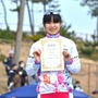 大磯クリテリウム第5戦で「ちゃりん娘」 の太郎田水桜が一般女子Bの部で優勝