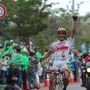 　5日間の日程で開催される自転車ロードレース、ツール・ド・北海道は9月15日、長万部町から伊達市までの164kmで第4ステージが行われ、日本チャンピオンの新城幸也（22＝NIPPO・梅丹）が優勝。総合成績でも首位に立った。