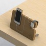 一枚の木から作られたApple WatchとiPhone木製ドック登場