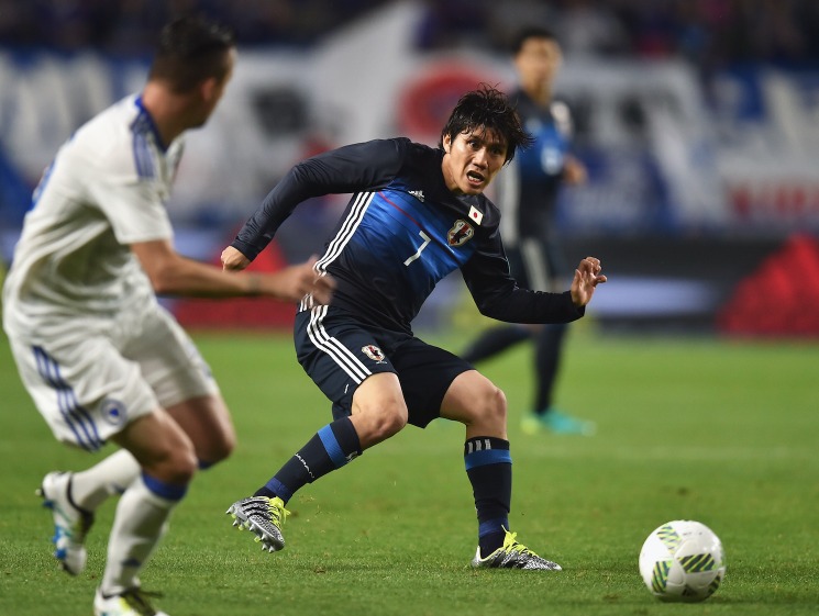 The Real 浦和レッズ 柏木陽介が際立たせる華麗さと泥臭さ 走るファンタジスタ の現在位置 Cycle やわらかスポーツ情報サイト