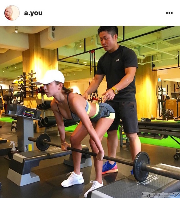 筋肉女子 浜崎あゆみの肉体美がアスリートみたい Cycle やわらかスポーツ情報サイト