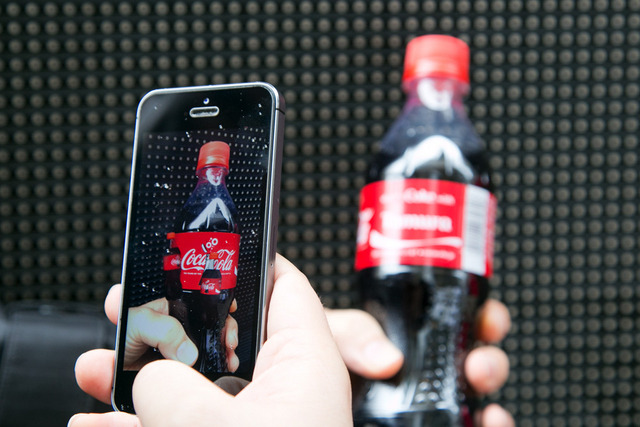 Arアプリで名前を入れて遊べる コカ コーラのネームボトル Cycle やわらかスポーツ情報サイト