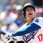 【MLB】大谷翔平、CY賞右腕の得意球カットボールに「自打球連発」で苦笑い　“苦悶の表情”でトレーナーもヒヤリ