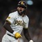 【MLB】大谷翔平の初球スイーパーに手を出して併殺打……満塁のチャンスを潰したタティスJr.に批判の声　公式サイトも「もういい加減にして」