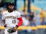 【MLB】“強肩王”クルーズ、中堅からの「160キロ補殺」に実況大興奮　公式絶賛のスーパースロー「ミサイルを撃ち込んだ」