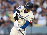 【MLB】大谷翔平、初回に続く右安打で今季19度目のマルチ達成　ド軍の大量リードに貢献、23号で月間最多本塁打更新