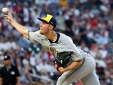 【MLB】驚愕の100マイル超え「89／216球」　ブルワーズ23歳怪物右腕、史上最少“デビュー5登板”でAS選出に涙「言葉が出ないよ……」