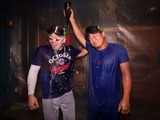 【MLB】「シャンパンは口から飲むより……」今永昇太の“珍言”炸裂、鈴木誠也は「コンタクトが吹っ飛んだ」 PS進出決定で美酒浴びる