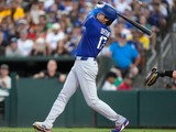【MLB】「ボールを粉砕した」大谷翔平、6試合ぶり18号アーチは“確信立ち”からの貫禄バットフリップ　間借りの敵地ファンが総立ち