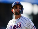 【MLB】ビシェットが古巣凱旋で涙……親友ゲレーロJr.の催促で照れ笑い「ヘルメットとりなよ」　ブルージェイズファン総立ちで拍手