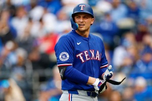 【MLB】外野手補強が課題のドジャースに急浮上した「シーガー再獲得の可能性」　現地記者が否定した3つの理由とは？