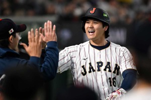 【WBC2026】劣勢から侍打線が大爆発、大谷翔平の同点アーチに鈴木誠也の勝ち越し弾　吉田正尚も追撃でリードを広げるも……