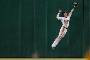 【WBC2026】「まるで魔法のようだった」周東佑京の“超ファインプレー”を米放送局が絶賛　侍ジャパン、宿敵・韓国撃破で連勝