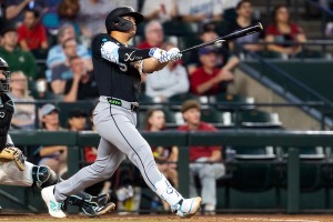 【MLB】村上宗隆、圧巻の4試合連続9号に公式記者も感嘆「オオタニを3本上回る」　182キロ弾でジャッジに並ぶ驚愕ペース