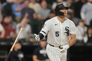 【MLB】村上宗隆に豪快弾を浴びたツインズ右腕、ショックで？グラブを落とす　本塁打をお膳立てした西田陸浮の深々お辞儀も話題に