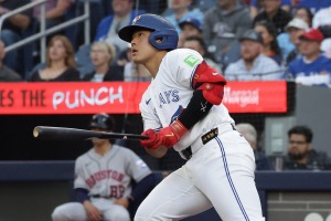【MLB】「岡本和真がいなかったら……どうなっていたか」2戦連発17号を米記者称賛　ブルージェイズ新人史上最速ペースのアーチ量産