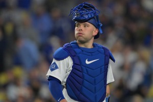 【MLB】試合途中で変更、大谷翔平がサインを出して組み立て……ラッシング捕手のプライドは？　「傷つけたとは思わない」とロバーツ監督