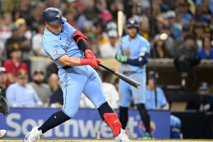 【MLB】「22本塁打＆62打点」決勝3ランの岡本和真、今季メジャー“最高弾道”44度のムーンショット　新人史上9人目の快挙も達成