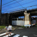 京成線の高架下に東武千住線・千住貨物駅へと続くレールが残る