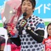 　自転車芸人を自認する、安田大サーカスの団長こと安田裕己が9月19日にサイクリングイベント、TOKYOセンチュリーライドにゲスト出演した。15日にタレントの岩田さちとの結婚報告を行ったばかりだけに、同じゲストやイベント参加者に「おめでとう」の声をかけられ、舞台