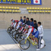 　親善大会時代から通算して15回目の開催となる日韓対抗学生自転車競技大会が11月2日に韓国・全州市の自転車競技場で開催された。大学男子、高校男子、女子（大学・高校混成）の3カテゴリーにそれぞれ5人、一国15選手からなるチームで、各種目同数がエントリーし、総合