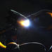 タッチパネル搭載の自転車用ライト「フリックフラッシュ800」