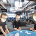 「オキュラス・コネクト3」では、フェイスブックCEOマーク・ザッカーバーグがフェイスブックのメンバーとVR空間の中で自分自身の「分身」を通して会話をしたり、ゲームに興じる姿を披露した