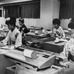 1964年 銀行で働く女性たち（1964年1月13日）