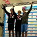 スポーツクライミング世界ユース選手権男子ボルダリング（ジュニア）で緒方良行（中央）が優勝。楢崎明智が2位に（2017年9月2日）