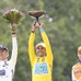 　7月のツール・ド・フランスで3度目の総合優勝を達成したスペインのアルベルト・コンタドール（アスタナ）が、ビャルネ・リース監督が率いるデンマークのサクソバンクに移籍する。マネージャーが8月3日に明らかにした。サクソバンクに所属するアンディ・シュレックと兄