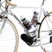 ボトルケージを好きな場所に取り付けられる自転車用マウント「どこでもダボ穴」発売
