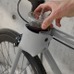 カップコーヒーに便利　フレームに取り付ける自転車用カップホルダー登場