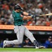【MLB】本塁打王ローリー、殿堂入りレジェンドを超える“捕手史上2位”の46号アーチ　「OPS.696→1.028」急成長の右打席で記録更新