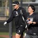 【MLB】シカゴ地元紙、村上宗隆の通訳・八木賢造氏を特集　会社員から劇的キャリアチェンジ……監督も「問題ない」と高評価