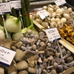 会場にはフランス産の珍しい野菜も販売